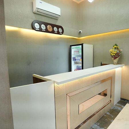 Hotel 6 Seasons, Koregoan Park, Pune Luaran gambar