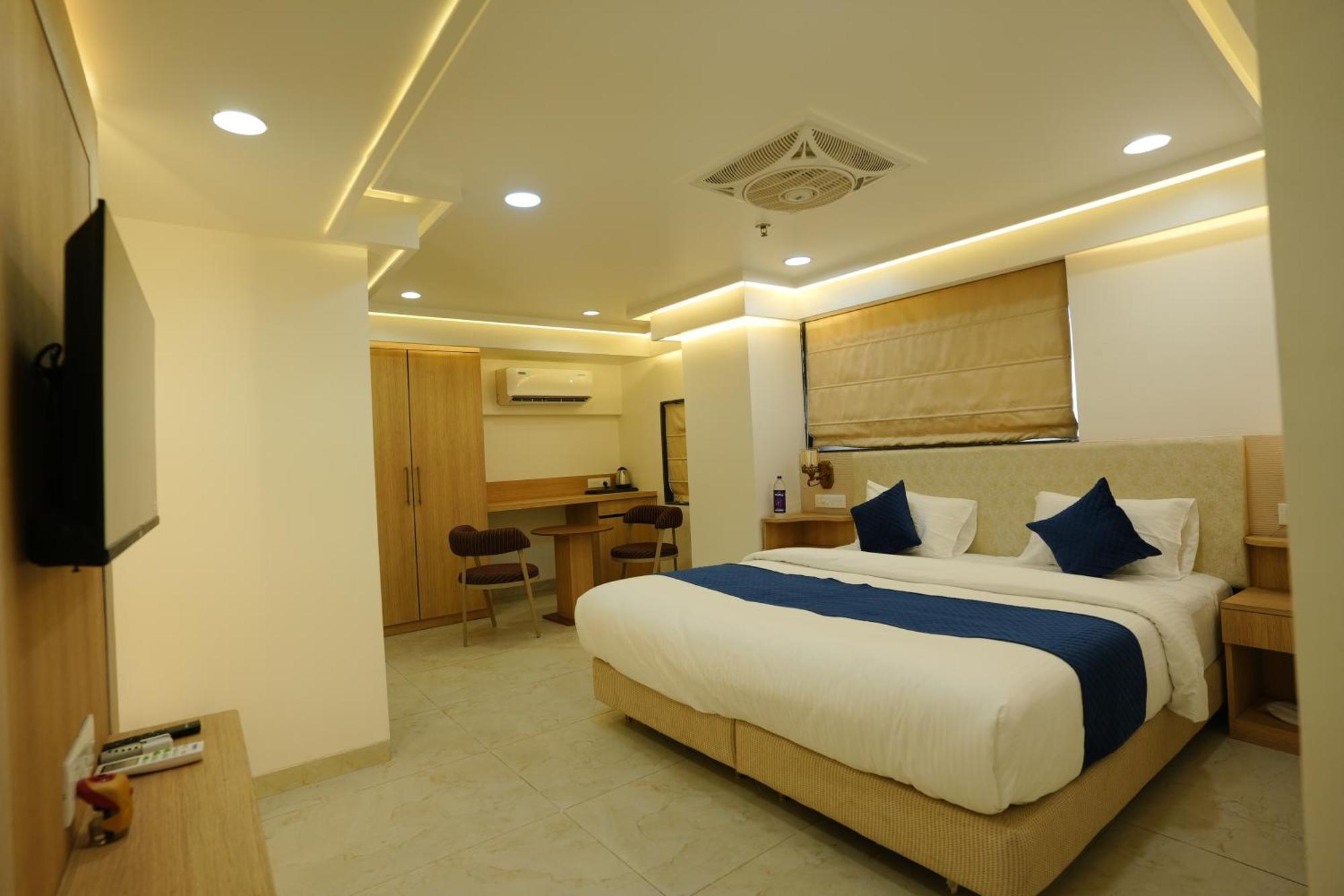 Hotel 6 Seasons, Koregoan Park, Pune Luaran gambar